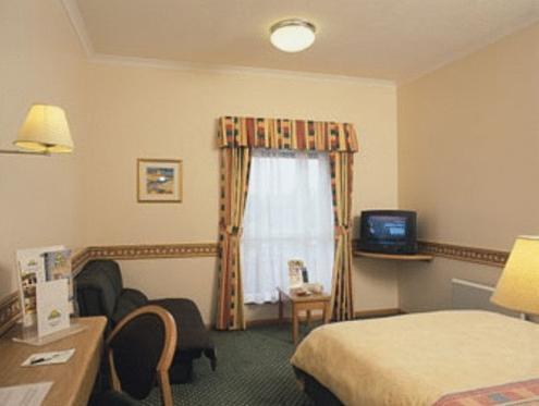 Days Michaelwood M5 Hotel 3*